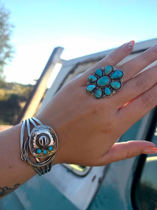 RTS ★ Lasso Me Up Cuff