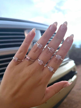 RTS ★ Square Lined Up Pink Shell Ring