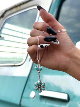 RTS ★ The Spring Drop Necklace