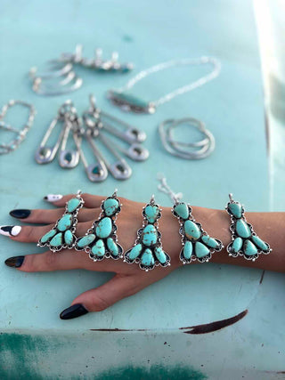 RTS ★ Front And Center Necklace