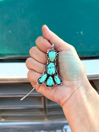 RTS ★ Front And Center Necklace
