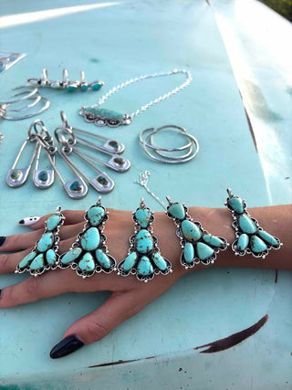 RTS ★ Front And Center Necklace