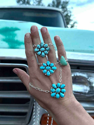 RTS ★ Peace Blossom Cluster Necklace