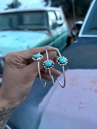 RTS ★ Beautiful Thang Cuff ★ Blue