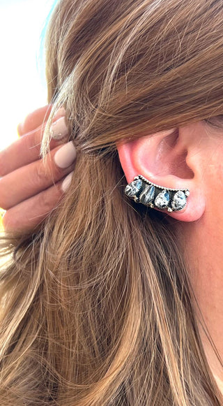 RTS ★ Hey Pretty White Buffalo Ear Crawler