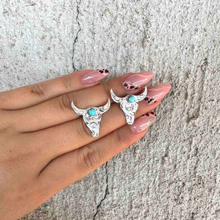 RTS ★ So TT Buffalo Studs