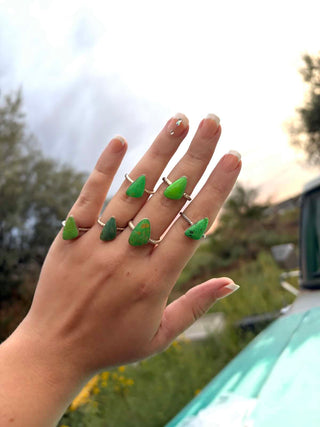 RTS ★ Unique Triangle Twisted Stacker ★ SALE