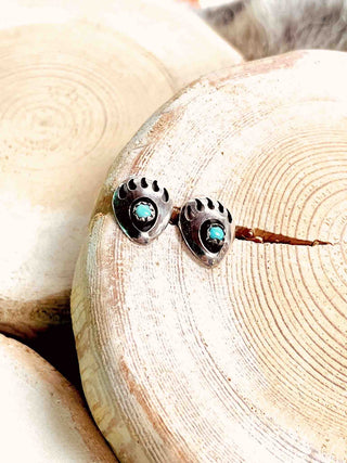 RTS ★ Bear Paw Studs
