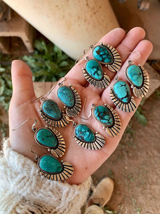 RTS ★ Aubrey Earrings