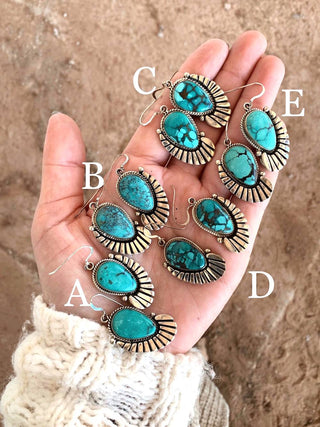 RTS ★ Aubrey Earrings