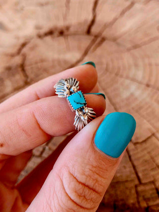 RTS ★ Feather Square Ring