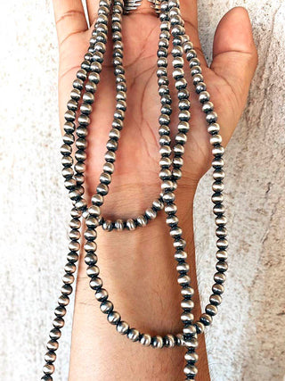 RTS ★ Not Your Grandmas Pearls 6mm