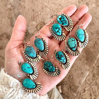 RTS ★ Aubrey Earrings