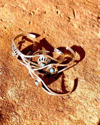 RTS ★ Baby Bear Paw Cuff