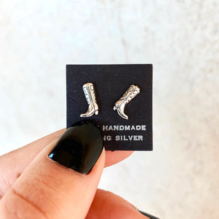 RTS ★ Boooooots Studs