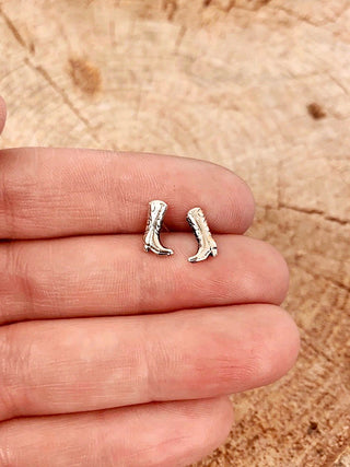 RTS ★ Boooooots Studs