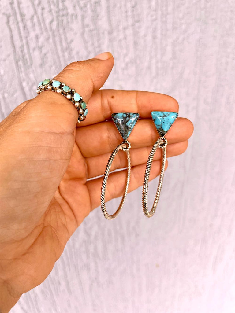 RTS ★ TWIST AGAIN* HOOPS ★ Triangle